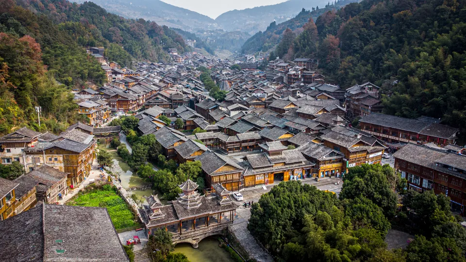 6-Day Guizhou Waterfall and Dong Village Tour