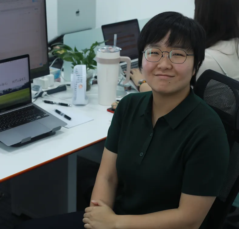 Xue.li — Tourism Consultant