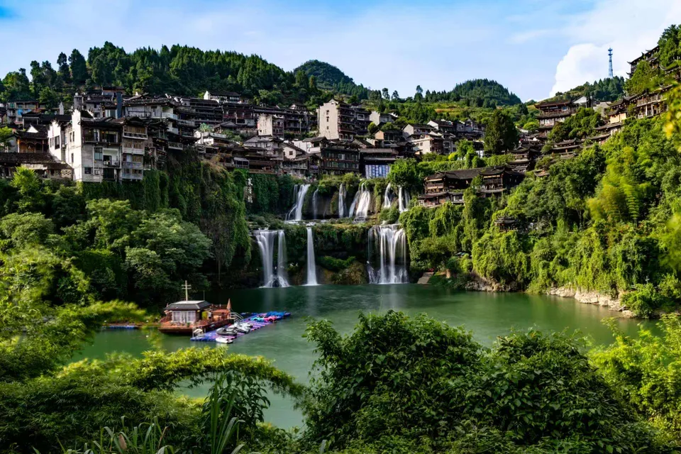 6-Day Zhangjiajie, Furong and Fenghuang Tour
