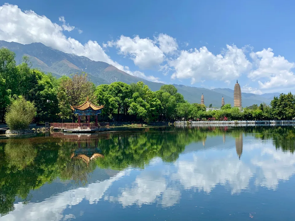 Chongsheng Temple and Three Pagodas