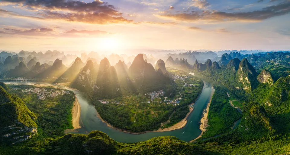 6-Day Hong Kong, Guilin and Yangshuo Tour