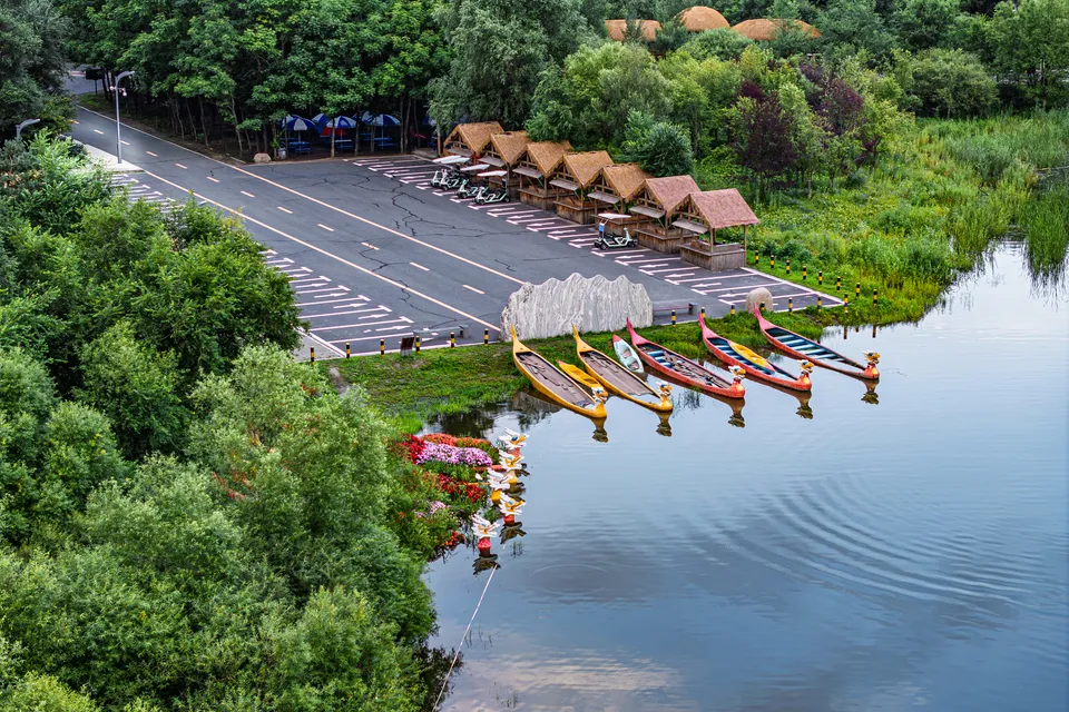Jingyuetan National Forest Park