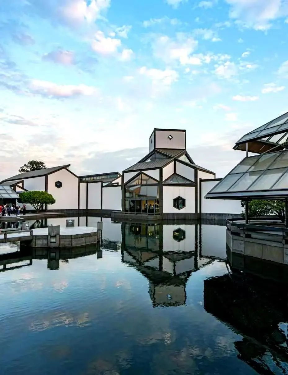 7-Day Shanghai, Suzhou and Hangzhou Tour